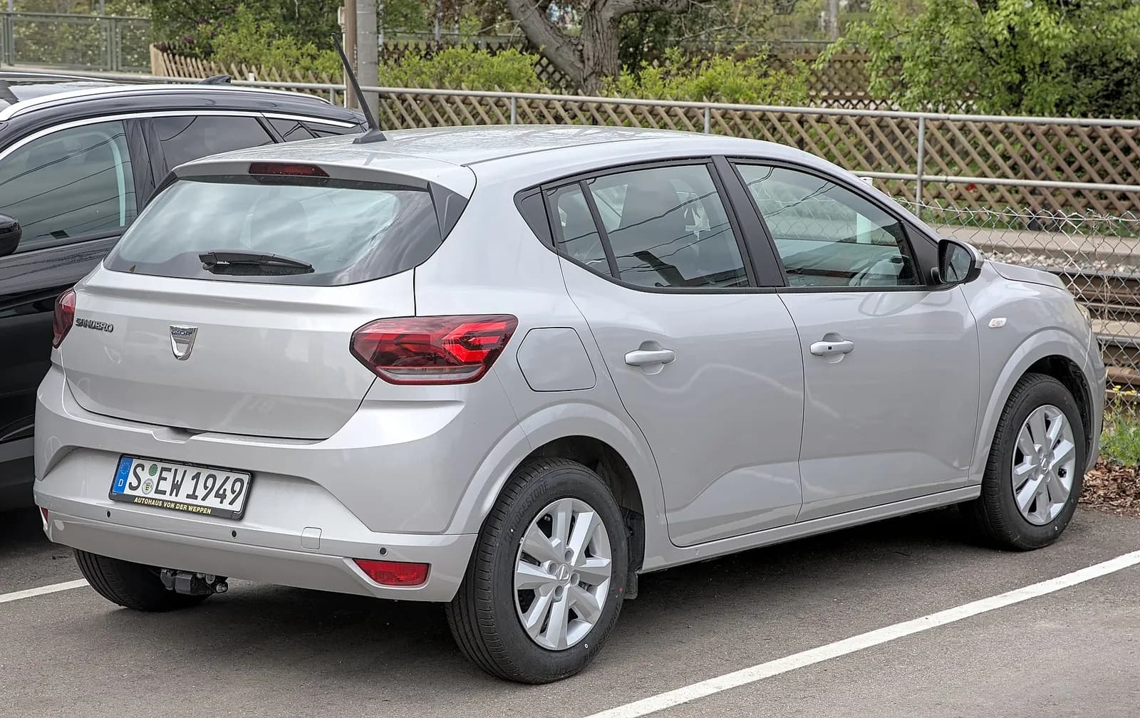 Dacia Sandero 1.0 TCe Stepway Comfort (1/4)
