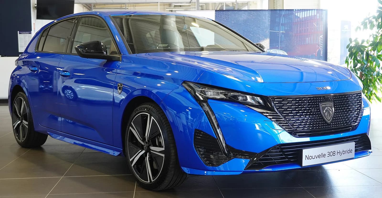 Peugeot 308 1.5 BlueHDi 130 Allure (1/4)